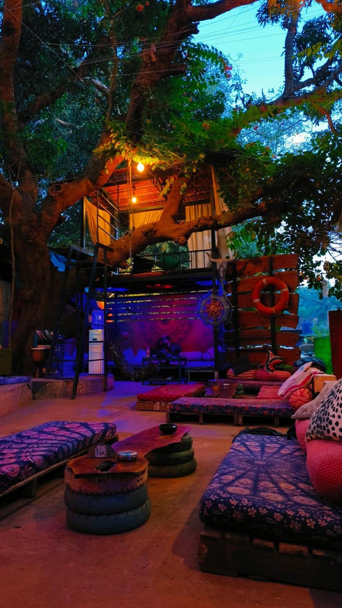 Mitra Hostel Arambol Esterno foto