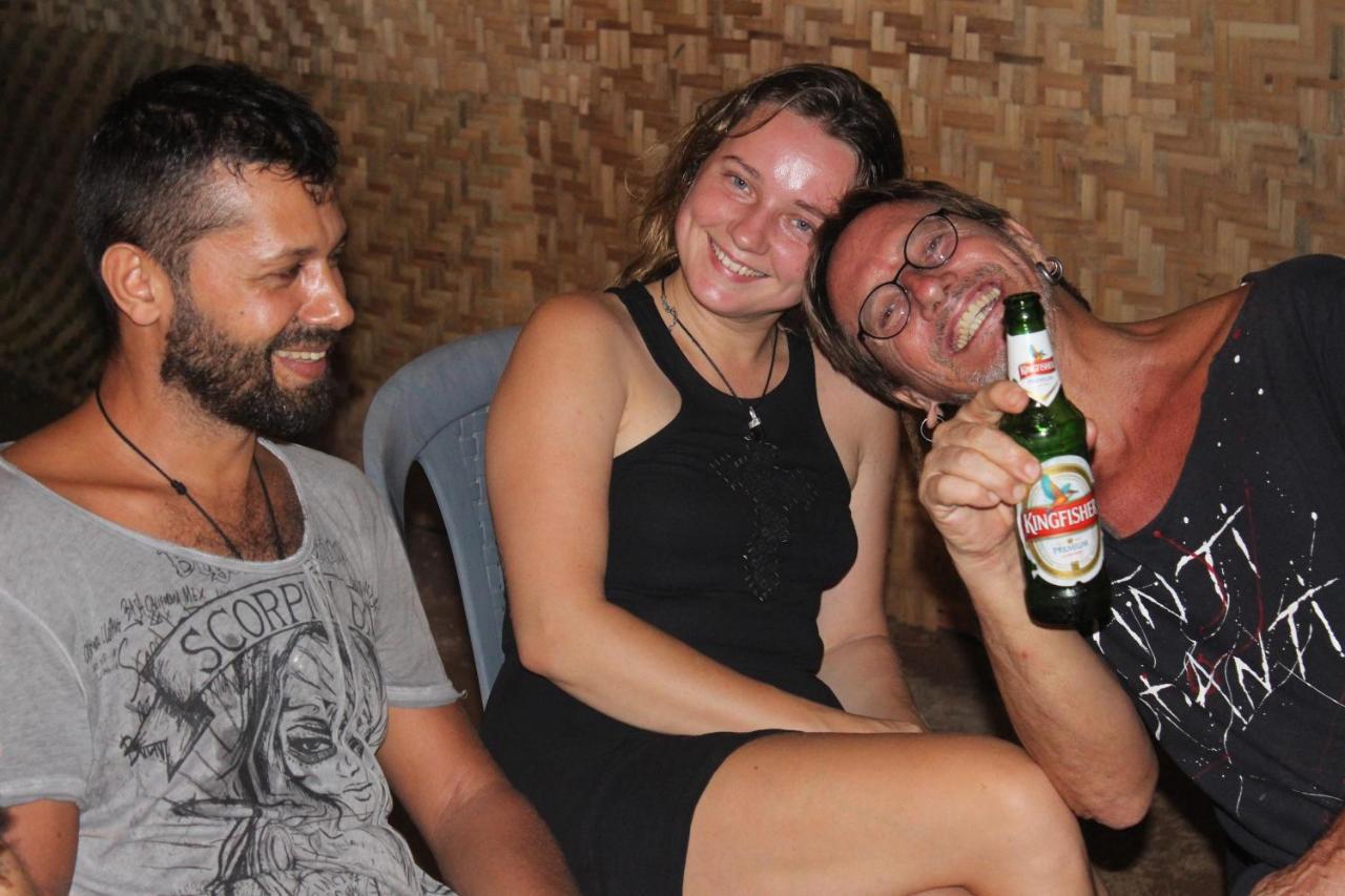 Mitra Hostel Arambol Esterno foto